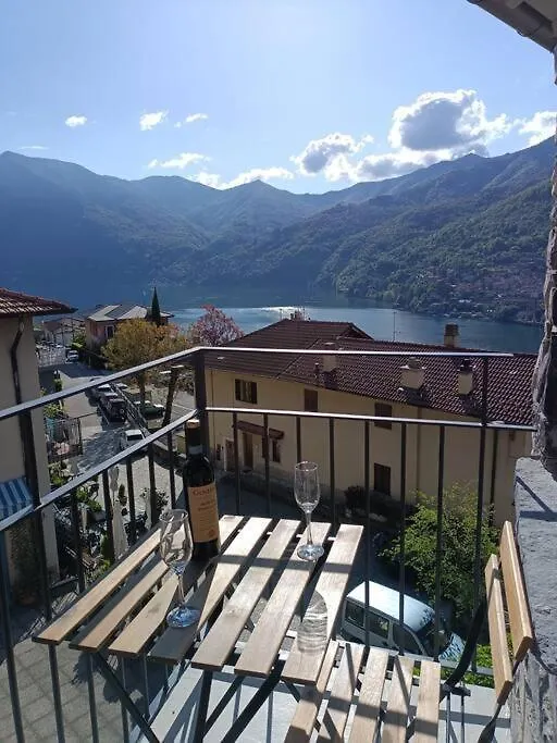 Piazzetta House Stunning Lake View Welcome Cocktail At Il Baretto Moltrasio