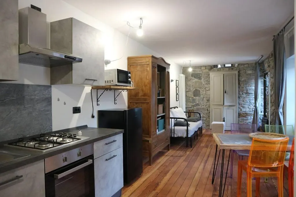 Apartment Piazzetta House Stunning Lake View Welcome Cocktail At Il Baretto Moltrasio Italy